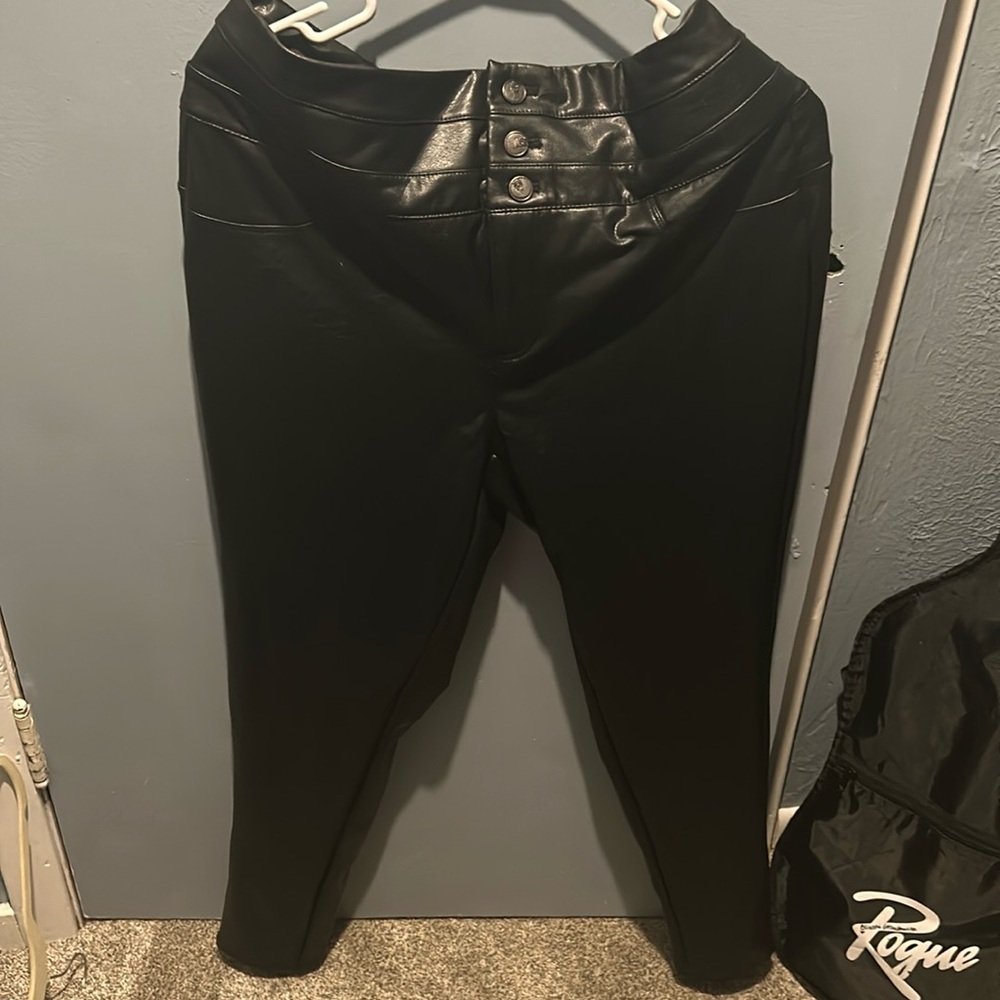 Leather pants, never worn